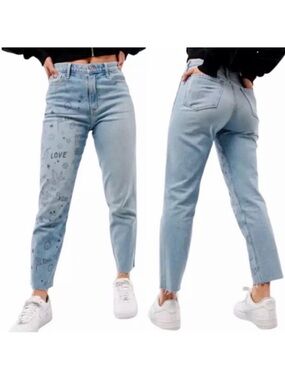 NWT Hollister Women's Ultra High Rise Mom Jeans Size 24 Unhemmed Blue Artsy Cat